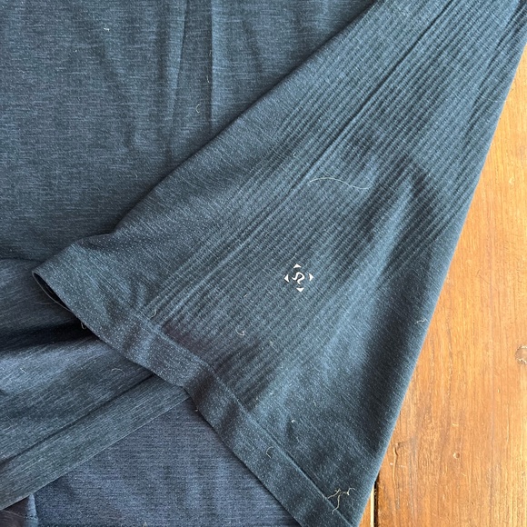 Metal Vent Tech Polo Shirt - Picture 3 of 3